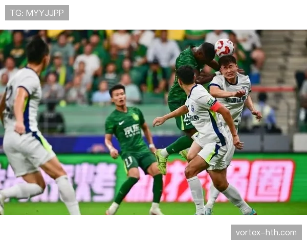 J1联赛降级区竞争激烈，多队为保级展开殊死搏斗