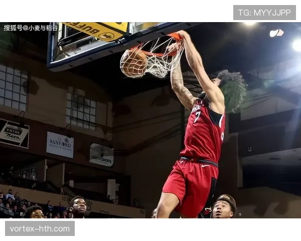 Osimhen首次入选国家队经历：新星开启国际赛场征程