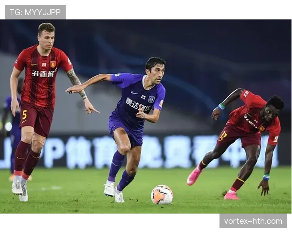 霍芬海姆中路渗透进攻表现稳健