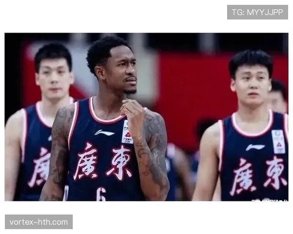 赵睿赛场上拼得狠，家里却被发现超爱买娃娃机，和酷炫球星形象差太多了吧！